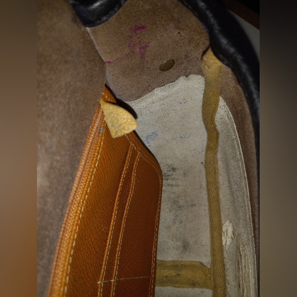 Dooney & Bourke Teton Collection Shoulder Bag - Picture 11 of 16